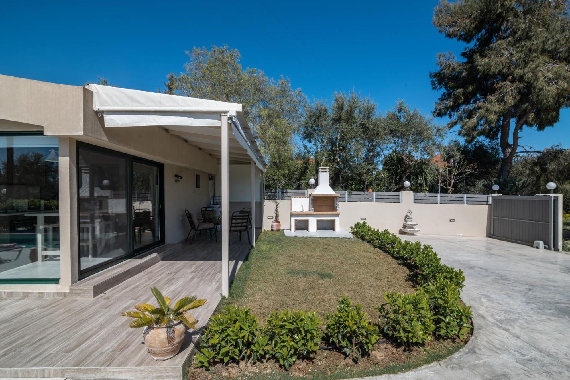 Milk And Honey Residence Romirion Exterior photo